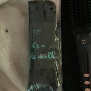 PYT mini straightener